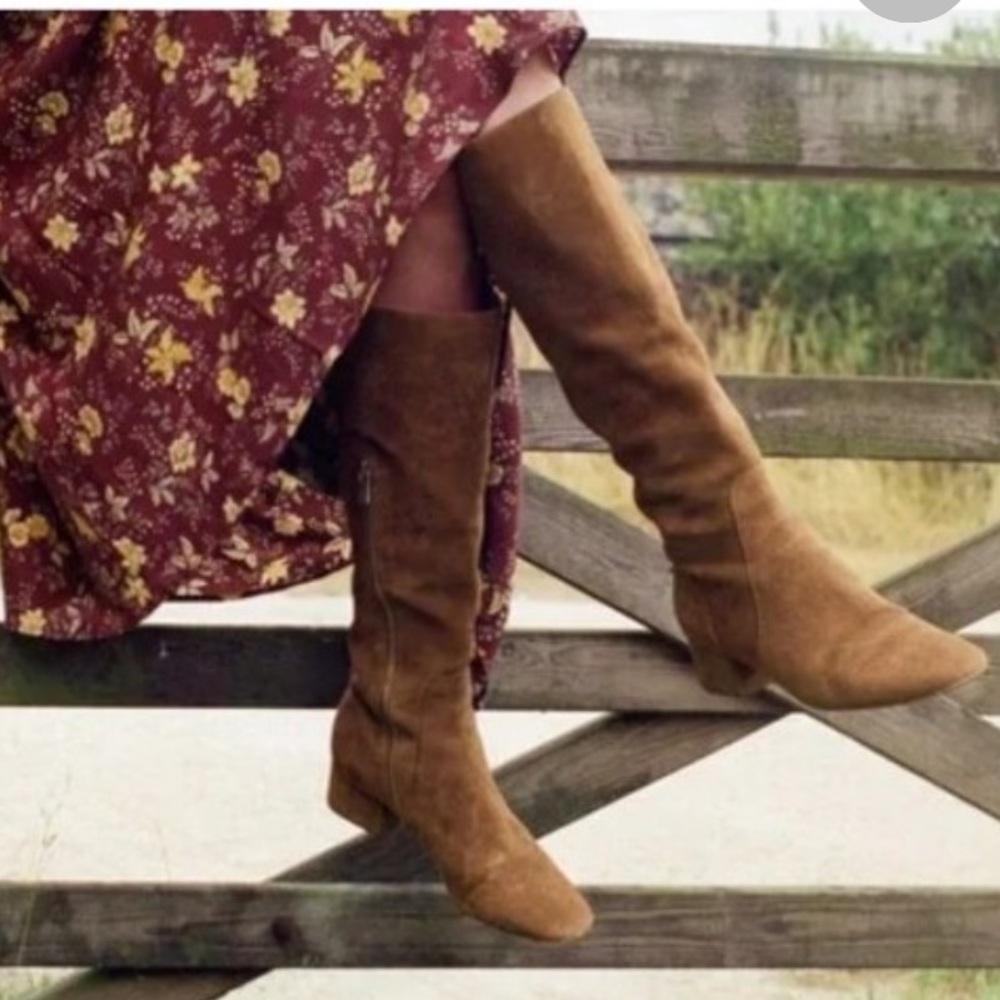 Doen Cannes Suede Leather Knee Boot